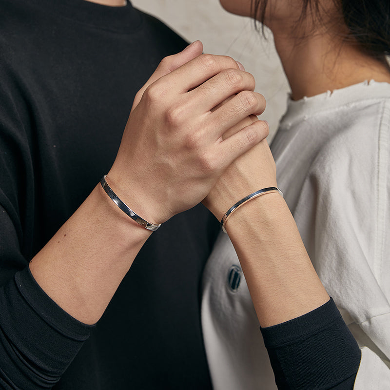 Liebe Cuff Bracelet